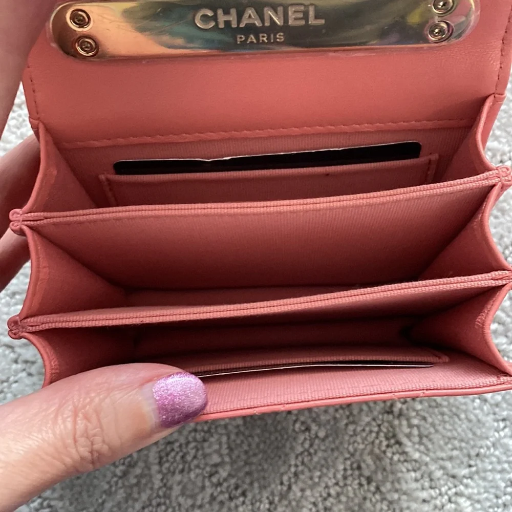 Chanel mini pink flap bag with handle 😍